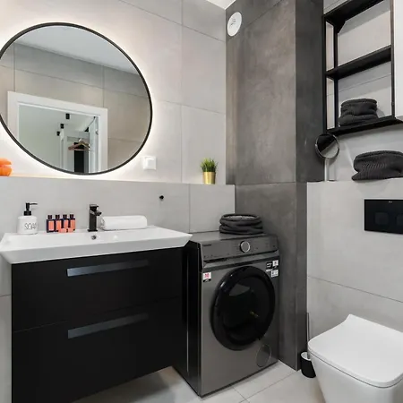 Stara Cegielnia View By Renters Prestige Poznań