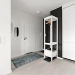 Stara Cegielnia View By Renters Prestige Lägenhet *