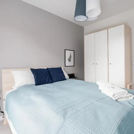 Stara Cegielnia View By Renters Prestige *