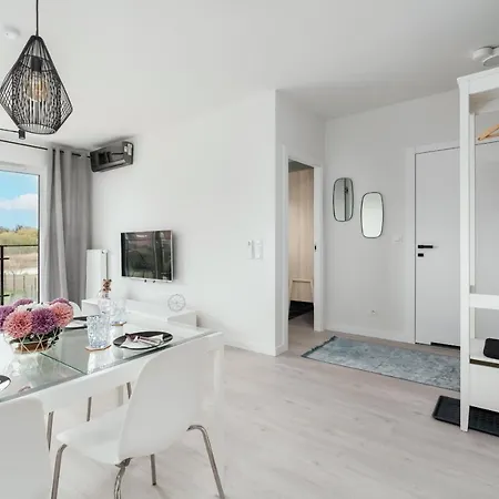 Stara Cegielnia View By Renters Prestige アパート ポズナン